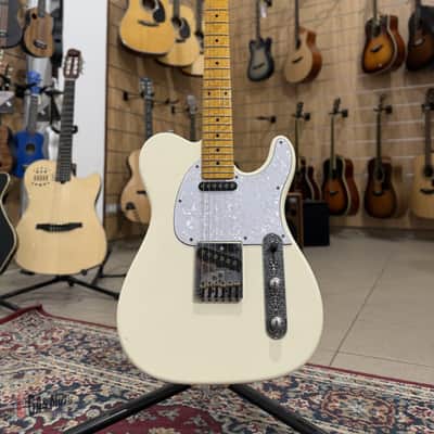 G&L Tribute Series ASAT Classic Vintage White image 2