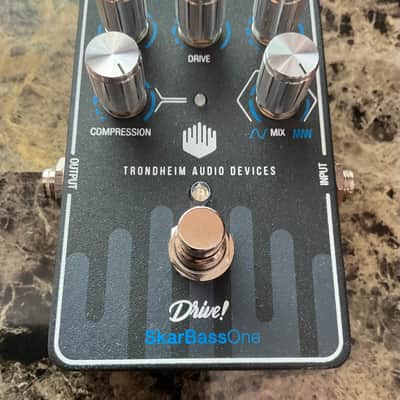 Trondheim Audio SkarBassOne Preamp/Distortion/Compressor Bass Effects Pedal image 1