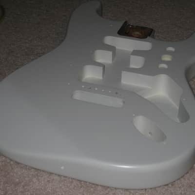 Fender MIM Strat body image 7