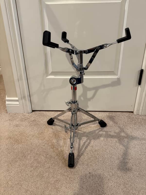 Ludwig Atlas Heavy Duty Snare Stand Like New- Chrome image 1