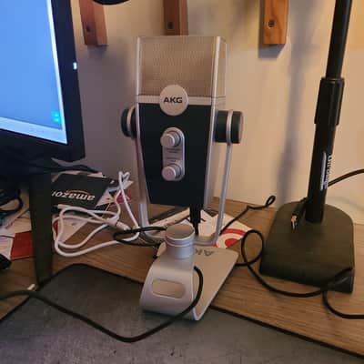 AKG Lyra Multipattern USB Condenser Microphone image 2