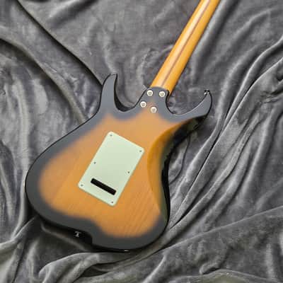 Vola OZ RV MC Electric Guitar + Sunburst Finish image 18