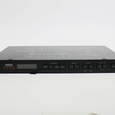 YAMAHA TX81Z image 2