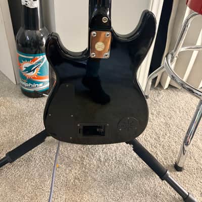 Synsonics Terminator Electric Guitar w/ Built in Amplifier & Speaker image 7