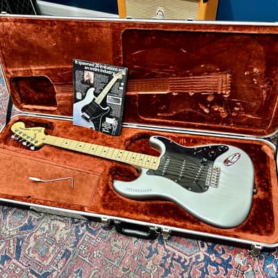 Fender 25th Anniversary Stratocaster 1979 - 1980 - Silver Metallic image 16
