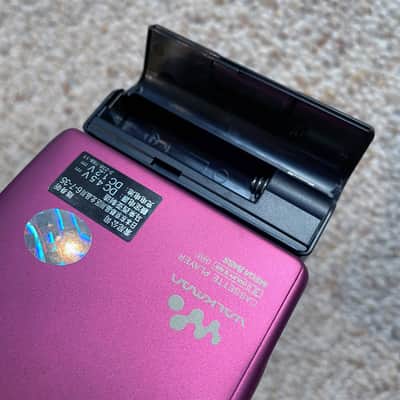 [RARE] Sony EX921 Walkman Cassette Player, Awesome Pink Purple ! Working ! image 12