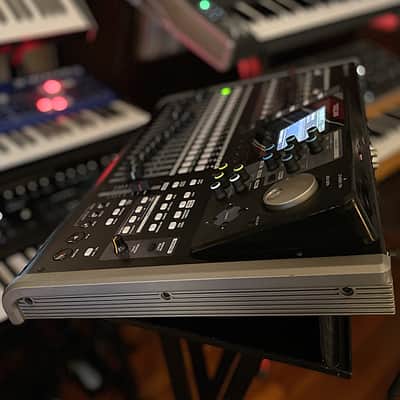 TASCAM DP-24SD 24-track Digital Portastudio 2015 - Present - Black image 3
