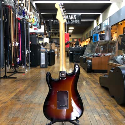 Fender American Professional II Stratocaster 3-Color Sunburst w/Maple Fingerboard, Hard Case image 6
