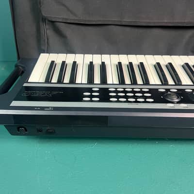 Korg X50 61-Key Music Synthesizer 2000s + bag image 11