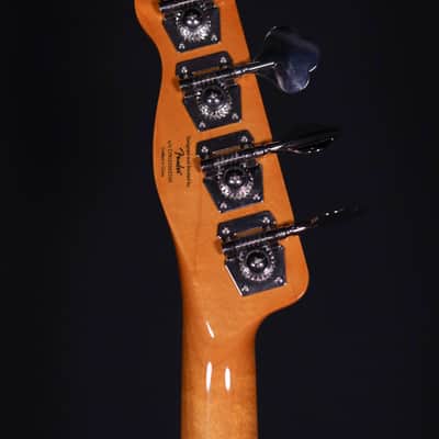 Squier Classic Vibe Telecaster Bass, Maple FB, Mocha image 10