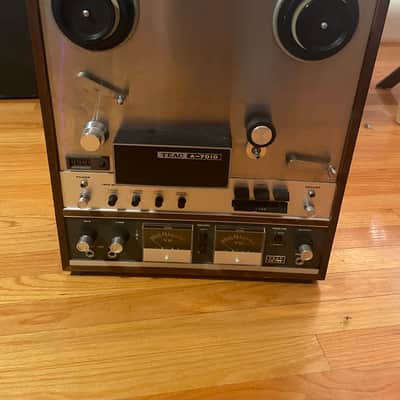 TEAC A-7010 1/4" 2-Track Reel to Reel Tape Recorder 1970s - Silver image 1