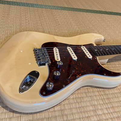 Fender ST-72  MIJ 1984-87 E SERIAL image 13