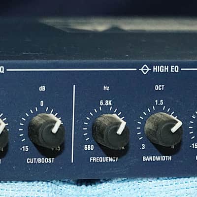 Symetrix 528E Voice Processor Channel Strip w/3-band EQ, Compression, Expansion, De-Esser image 3