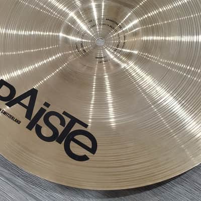 Paiste 18" Signature Full Crash Cymbal (Near Mint!) image 9
