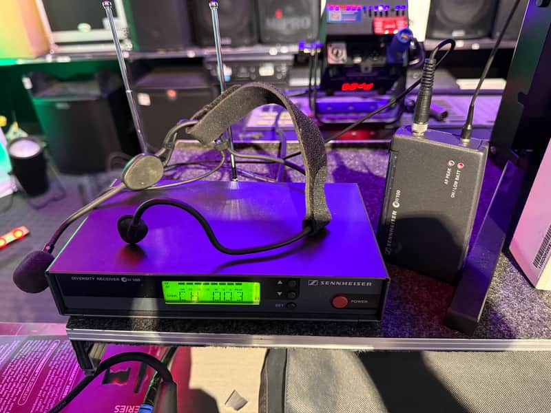 Sennheiser EW 100 - Wireless Headset ME-3 Microphone System (518-550 MHz) image 1