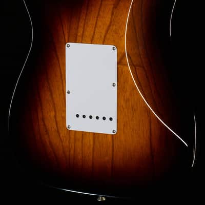 Fender Custom Shop Limited Edition 70th Anniversary 1954 Stratocaster Deluxe Classic Classic Wide-Fade 2-Color Sunburst (254) image 2