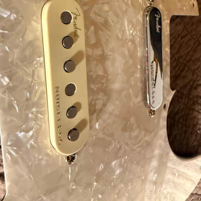 Fender Telecaster Ultra loaded Pickguard - Noiseless Pickups image 8