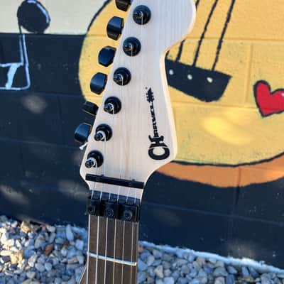 Charvel Pro-Mod So-Cal Style 1 HH FR E, Ebony Fingerboard, Three-Tone Sunburst image 3
