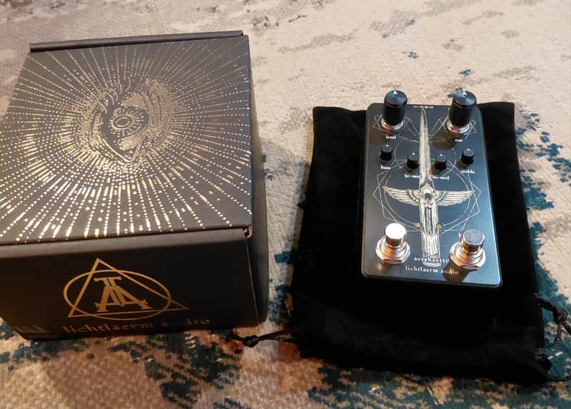 Lichtlaerm Audio Aesahaettr 2022 - Present - Gold Graphic image 1
