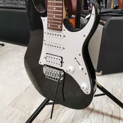 Ibanez Giò GRG140 BKN Electric guitar - black image 1