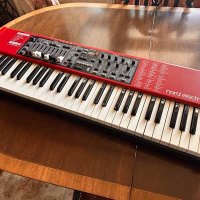 Nord Electro 4D SW61 Semi-Weighted 61-Key Digital Piano 2013 - 2015 - Red