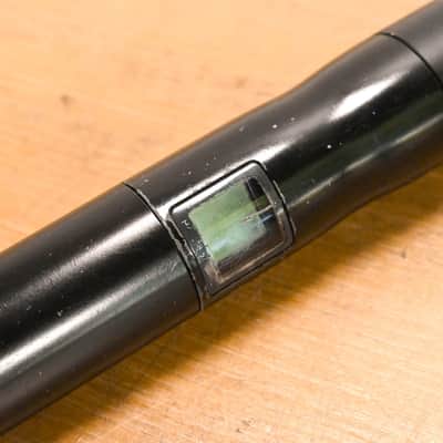 Shure UR2/SM58 Handheld Transmitter with SM58 Capsule - H4 Band CG010Z1 image 4
