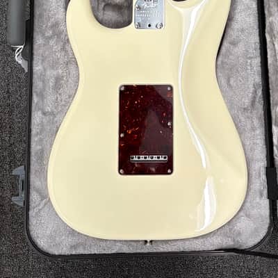 Fender American Professional II Electric Guitar - Olympic White image 5
