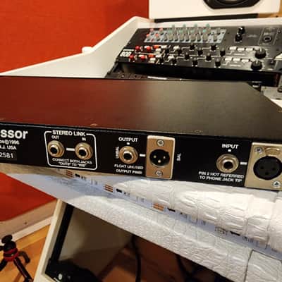 Empirical Labs EL8-X Distressor with British Mode 2010s - Black image 6