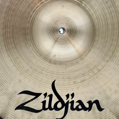 Zildjian 18" A Series Medium Ride Cymbal 1982 - 2005 - Traditional image 7