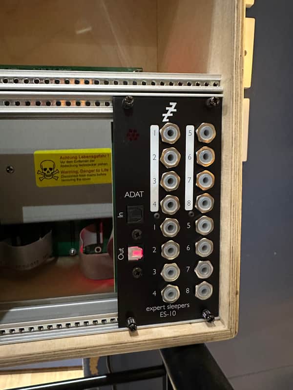 Expert Sleepers ES-10 - Black image 1