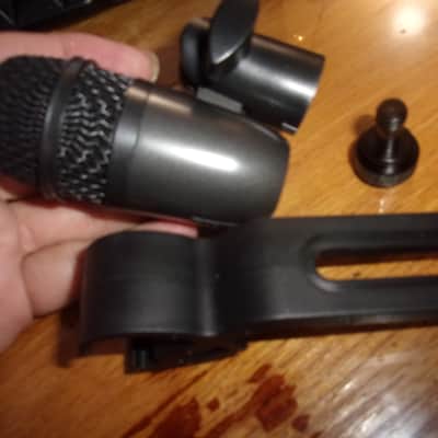 NEW Fulode 1 of 4 Snare Drum / Rack Tom / Floor Tom Black Dynamic Microphone w/ Rim mount Clip image 5