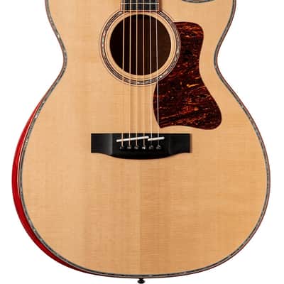Prestige Masterclass Quilted Maple (with Fishman Electronics) w/Case image 2