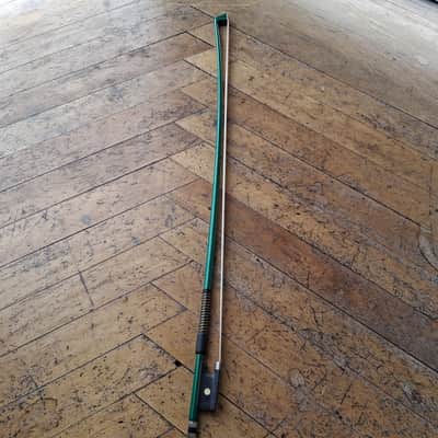 P&H 1/2 size violin bow- fiberglass w/ horsehair. Emerald green image 2