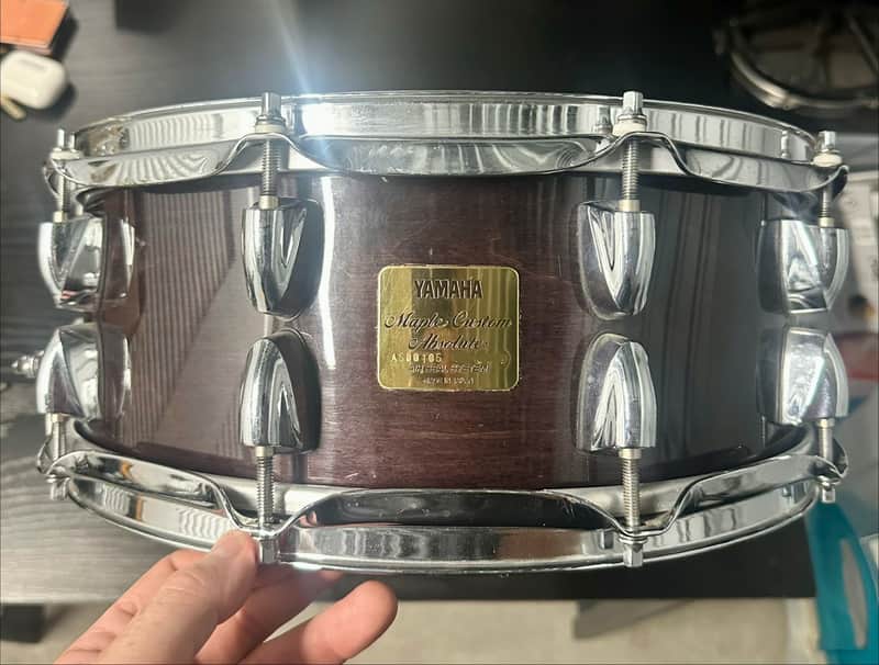 Yamaha Maple Custom Absolute 5.5x14" Snare Drum Plum Finish image 1