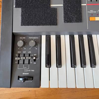 Roland Juno-106 61-Key Programmable Polyphonic Synthesizer 1984 image 5