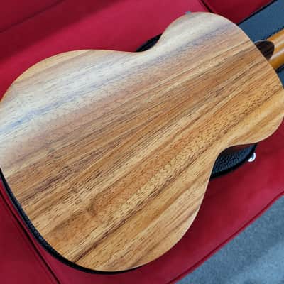 Kamaka Koa Concert Ukulele with Slotted Headstock HF-2I - Koa image 15