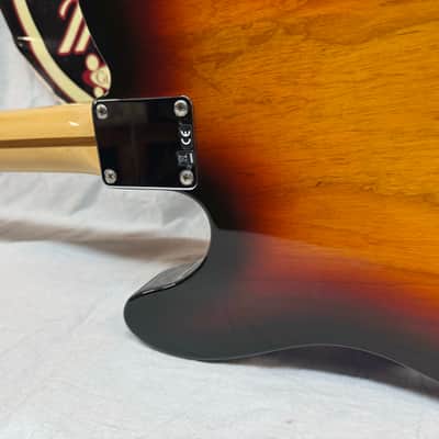 Fender Classic Series '69 Telecaster Thinline Guitar with Case 2009 - 3-Color Sunburst / Maple neck image 15