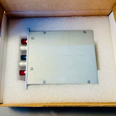 MINT Rupert Neve Designs Portico 517 500 Series Mic Pre / Compressor Module 2011 - Present - White image 3