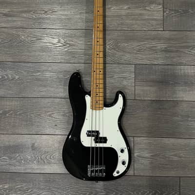 Fender Player II Precision Electric Bass, with Maple Fingerboard image 1