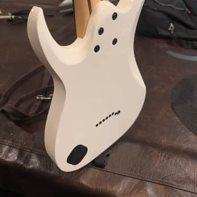 Ibanez TAM10-WH Tosin Abasi Signature 2014 - 2016 - White image 9