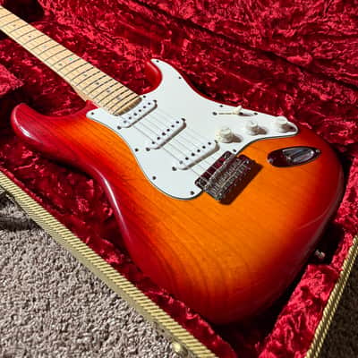 Fender 1999 Custom Shop Classic Player Stratocaster V- Neck - Aged Cherry Sunburst image 13
