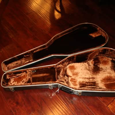 Martin Dreadnought hard shell case late 70's early 80's image 9