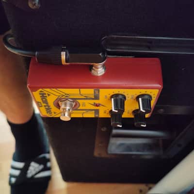 Hartke HF44 Bass Fuzz 2010s - Orange/Red image 3