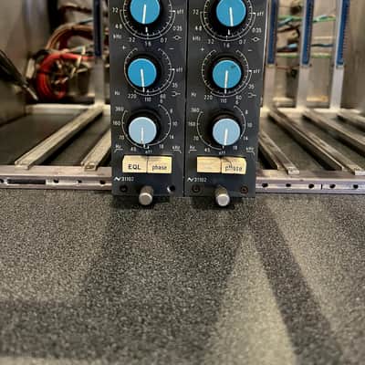 Pair of Neve 31102 Mic / Line Input Modules with 4-Band EQ image 1