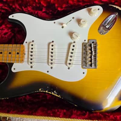 2022 Fender Custom Shop 1957 Reissue Stratocaster Heavy Relic, two-tone sunburst EX image 5