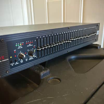 Free Shipping - dbx 2031 Graphic Equalizer / Limiter with Type III Noise Reduction 2010s - Black image 2