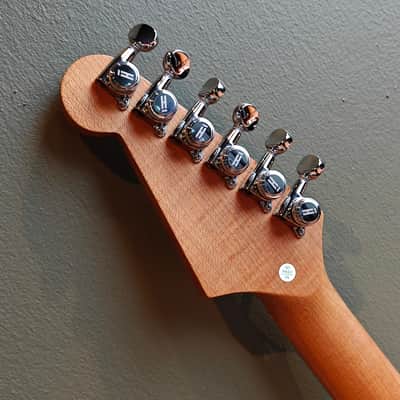 Henry's Destiny II Classic ST-2CM Infinity - Satin Sunburst image 14