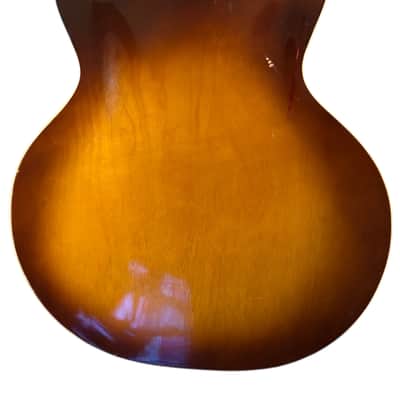 Harmony H1310 Brilliant Cutaway - Sunburst - Archtop image 6