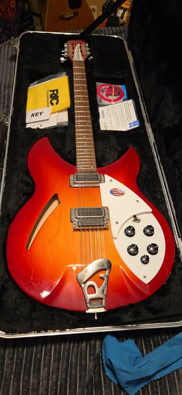 Rickenbacker 330/12 2012 - Present - Mapleglo image 1