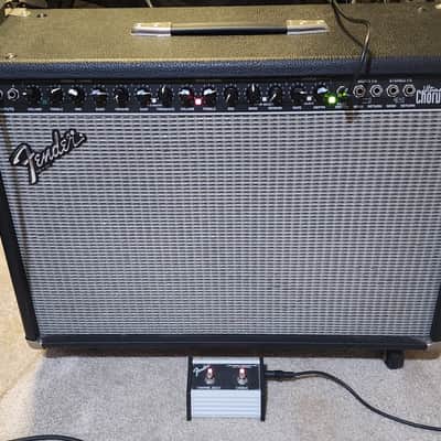 Fender Ultimate Chorus DSP 2-Channel 2 x 65-Watt 2x12" Stereo Solid State Guitar Combo with Onboard Effects 1995 - 2000 - Black - USA image 11